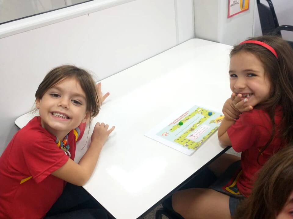Jogos Inteligentes Enigma Educacional Chapeuzinho Vermelho +4 Anos